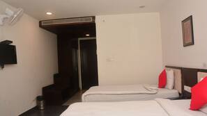 Individually decorated, free WiFi, linens