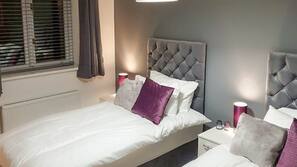 Free WiFi, linens