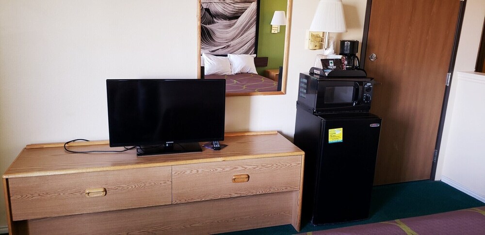 Non-Smoking King Room