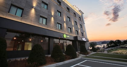 Boo Hotel