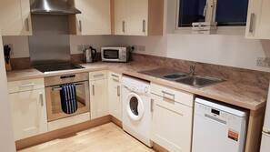 Fridge, microwave, oven, hob