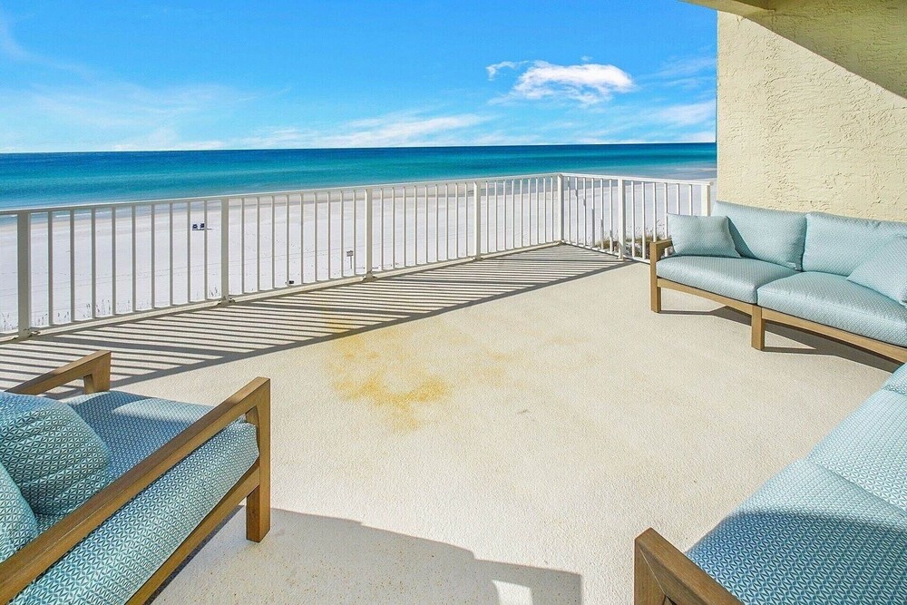 Cabana Club Penthouse C408 4 Bedroom Condo in Destin Best Rates