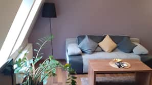 Desk, laptop workspace, iron/ironing board, free WiFi