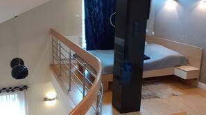 Iron/ironing board, free WiFi, wheelchair access