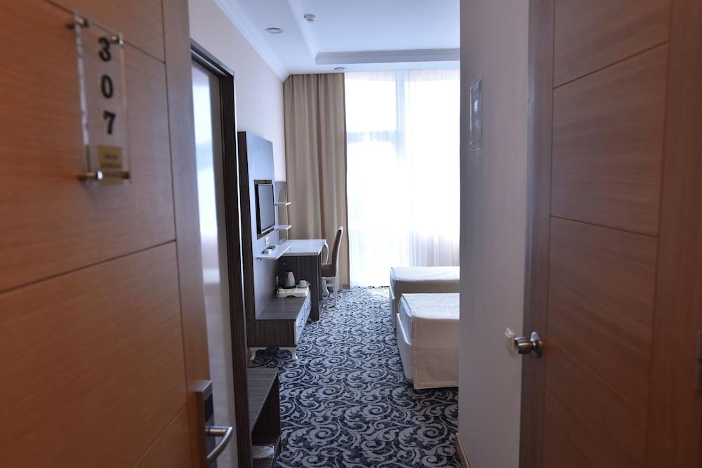 Photo - Grand Georgian Palace