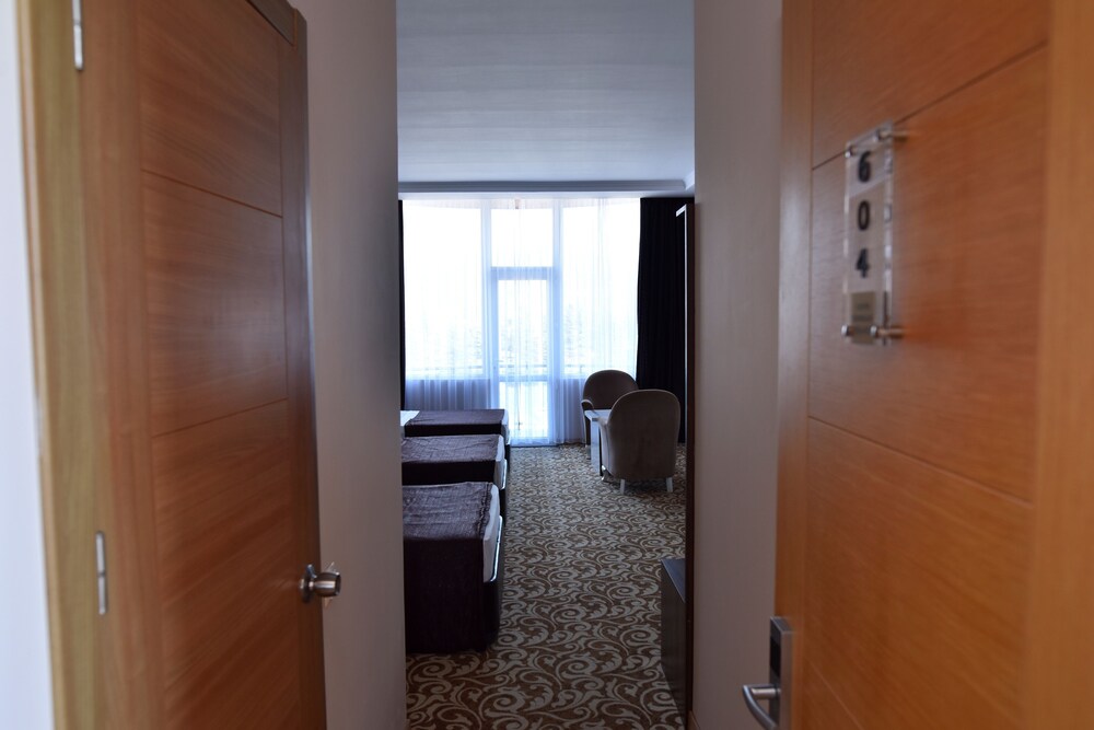 Photo - Grand Georgian Palace