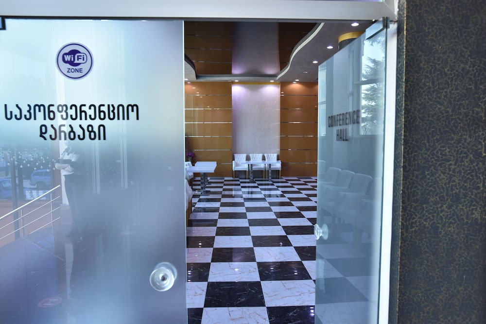 Photo - Grand Georgian Palace