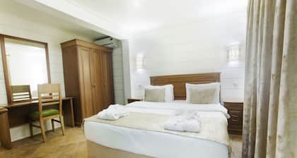 River INN resort & SPA