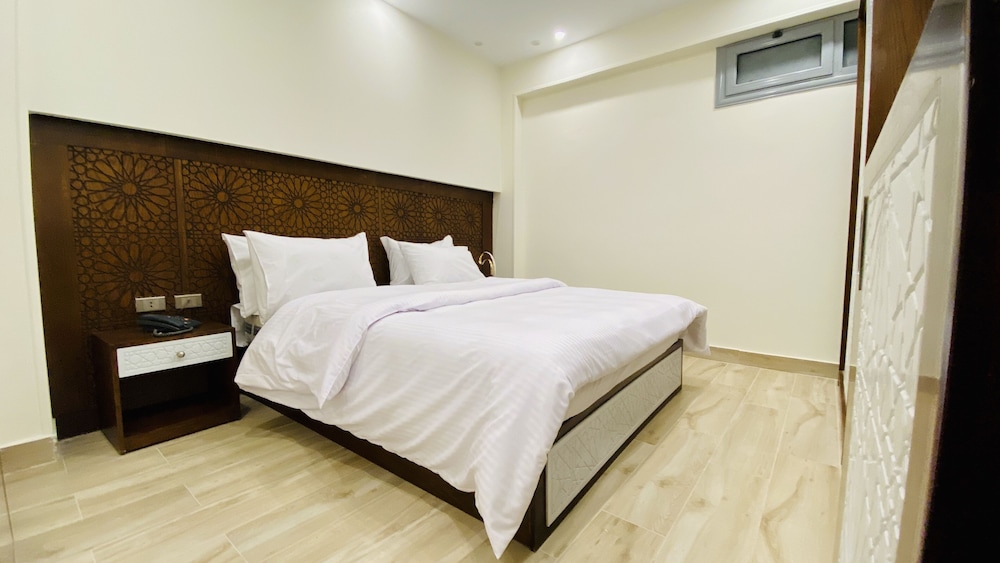 Photo - Queen cleopatra Pyramids Hotel