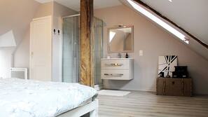 2 chambres, accès Internet, draps fournis