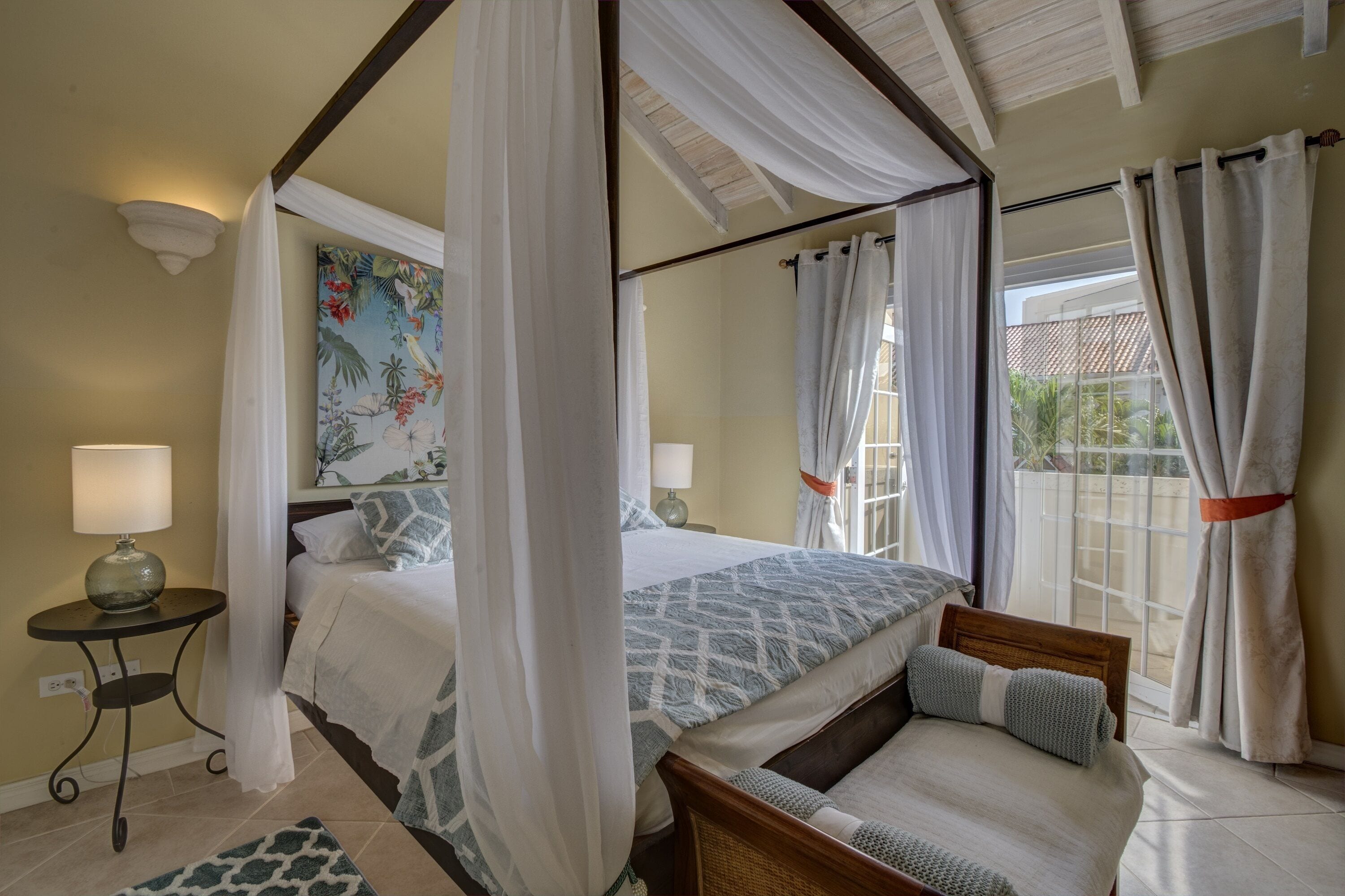 Quarantine-approved Romantic Villa With Plunge Pool, St James in Bouvet Island, Barbados