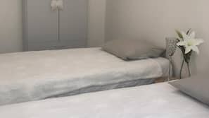 1 bedroom, iron/ironing board, WiFi, linens