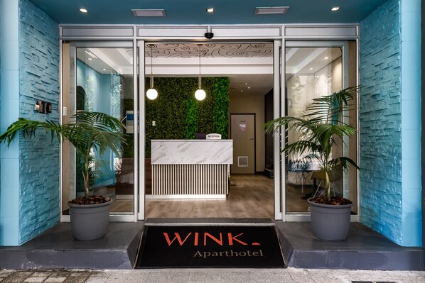 Book WINK Foreshore In Cape Town Hotels book-wink-foreshore-in-cape-town-hotels