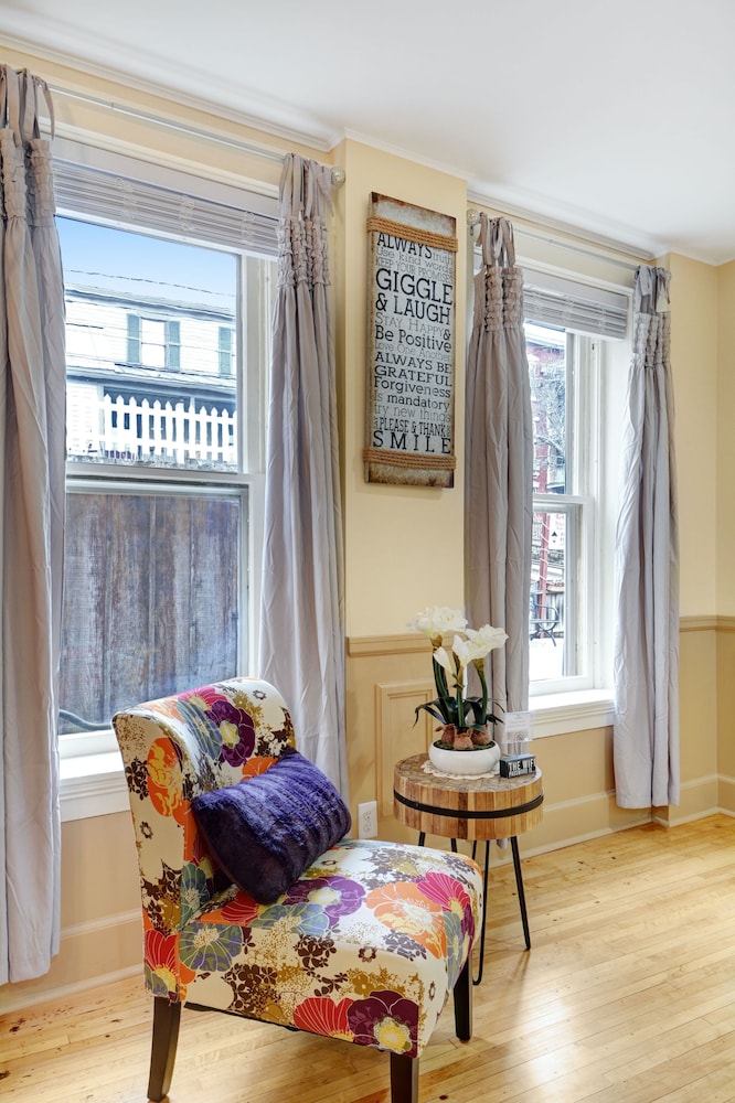 Charming Downtown Galena Apartment 2 Bedroom Apts by Redawning Deals