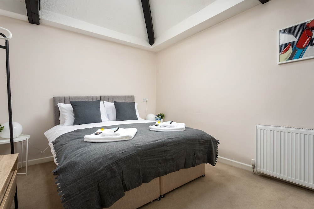 Lansdown Crescent Lane