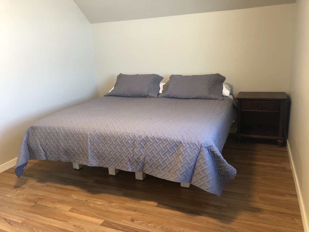 Sunrise Suite carriage house apartment Sioux Center Vrbo