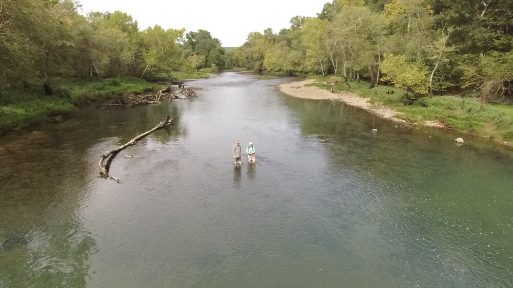"new" Located on Cow Shoals on the Famous Little Red River Cabin at Cow