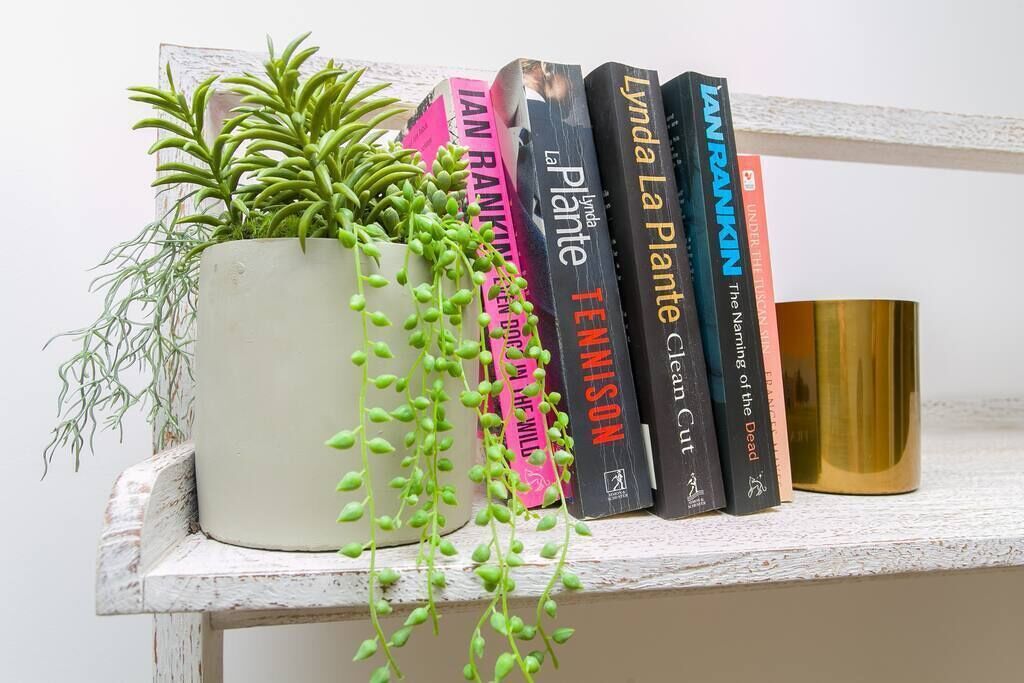 Boho Luxe Studio. Pool + Wifi + Free Parking. Walk to Optus Stadium