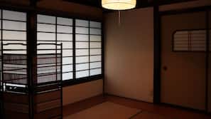 3 bedrooms, iron/ironing board, free WiFi
