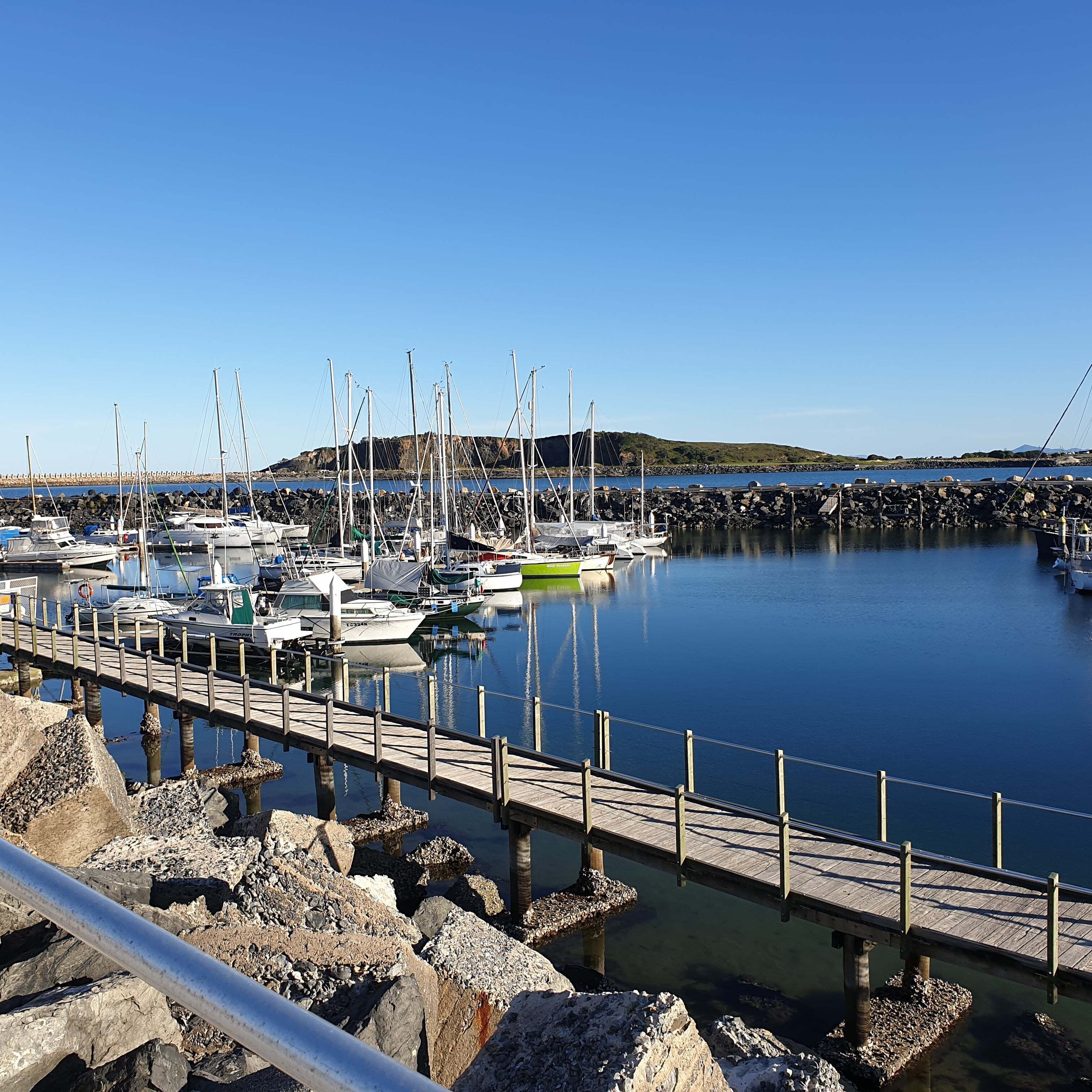 The Bucca Hideaway - Bush & Beach Experience