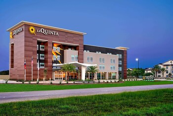 La Quinta Inn & Suites by Wyndham Texas City I 45, Texas City ...