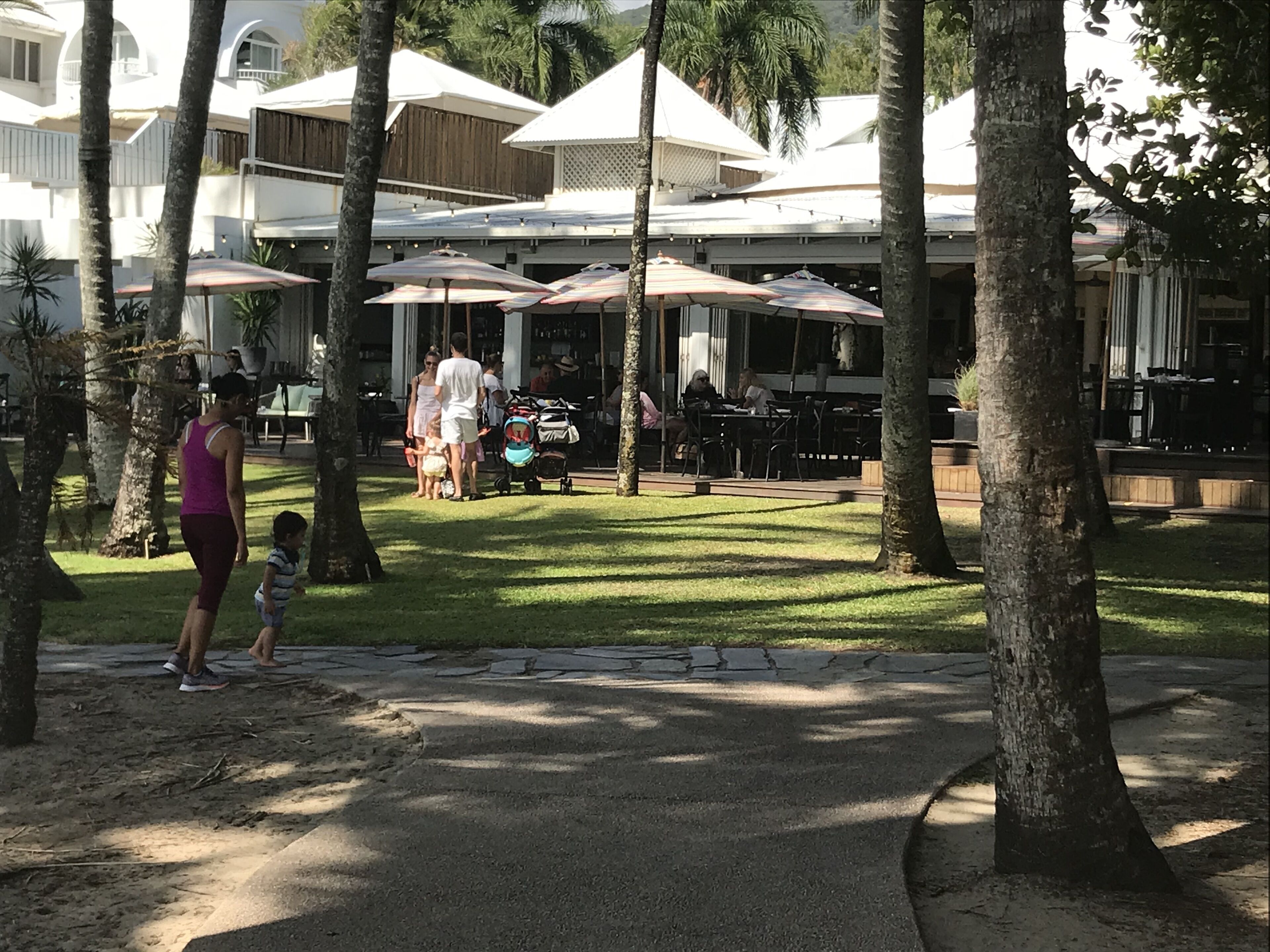 Secluded Tropical Apartment