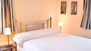 3 bedrooms, linens