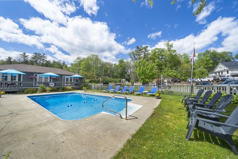 1 Bedroom Suite on Lake Lake NY Vacation Rental Apart