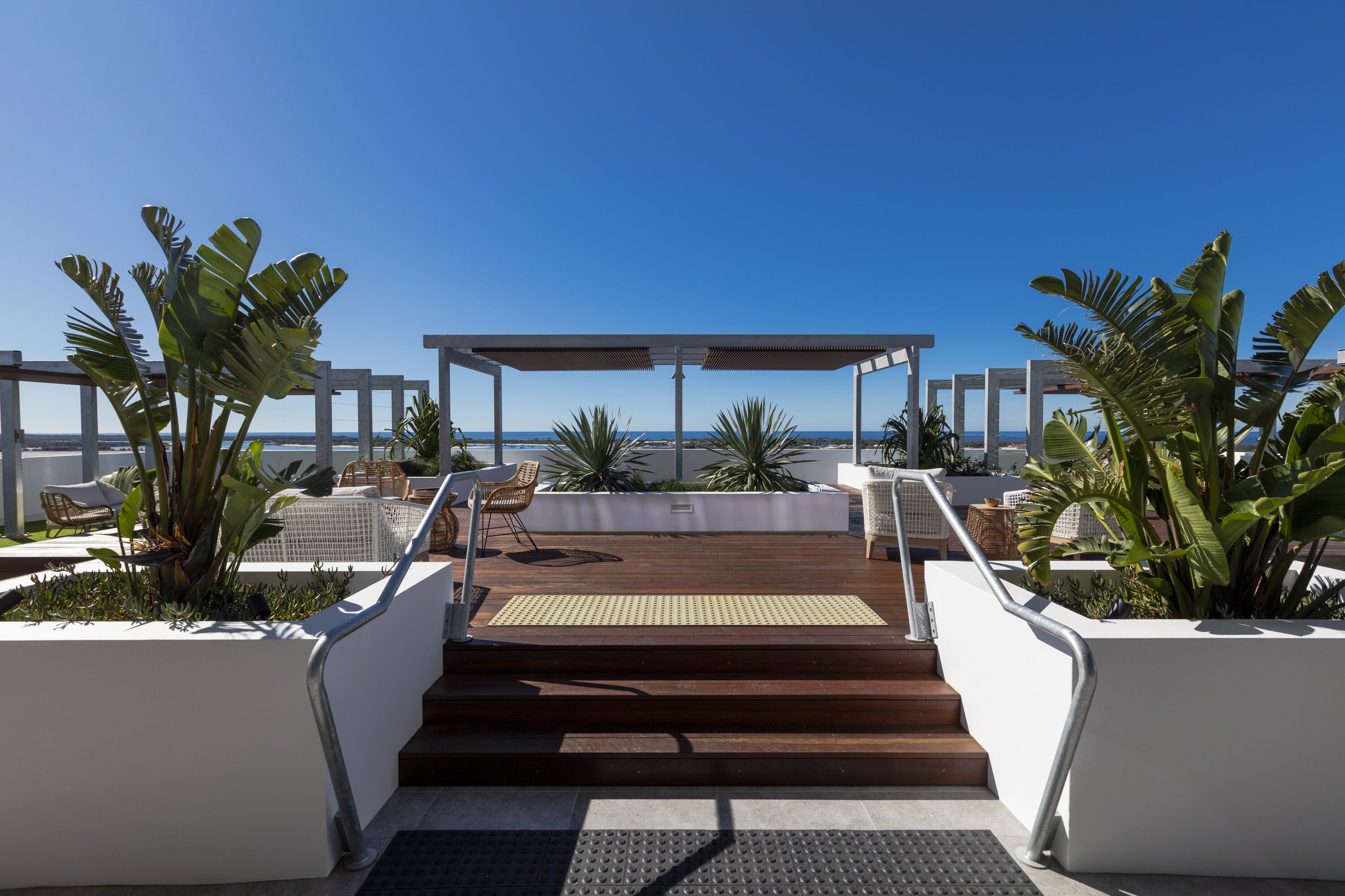 Sky Broadwater Apartments