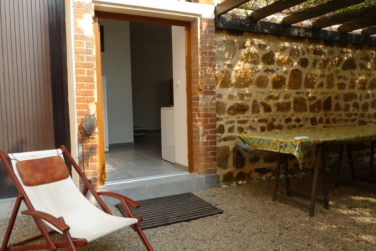 Very Quiet Apartment Downtown Roanne Loire New And Bright Roanne 2021 Updated Prices Expedia Co Uk