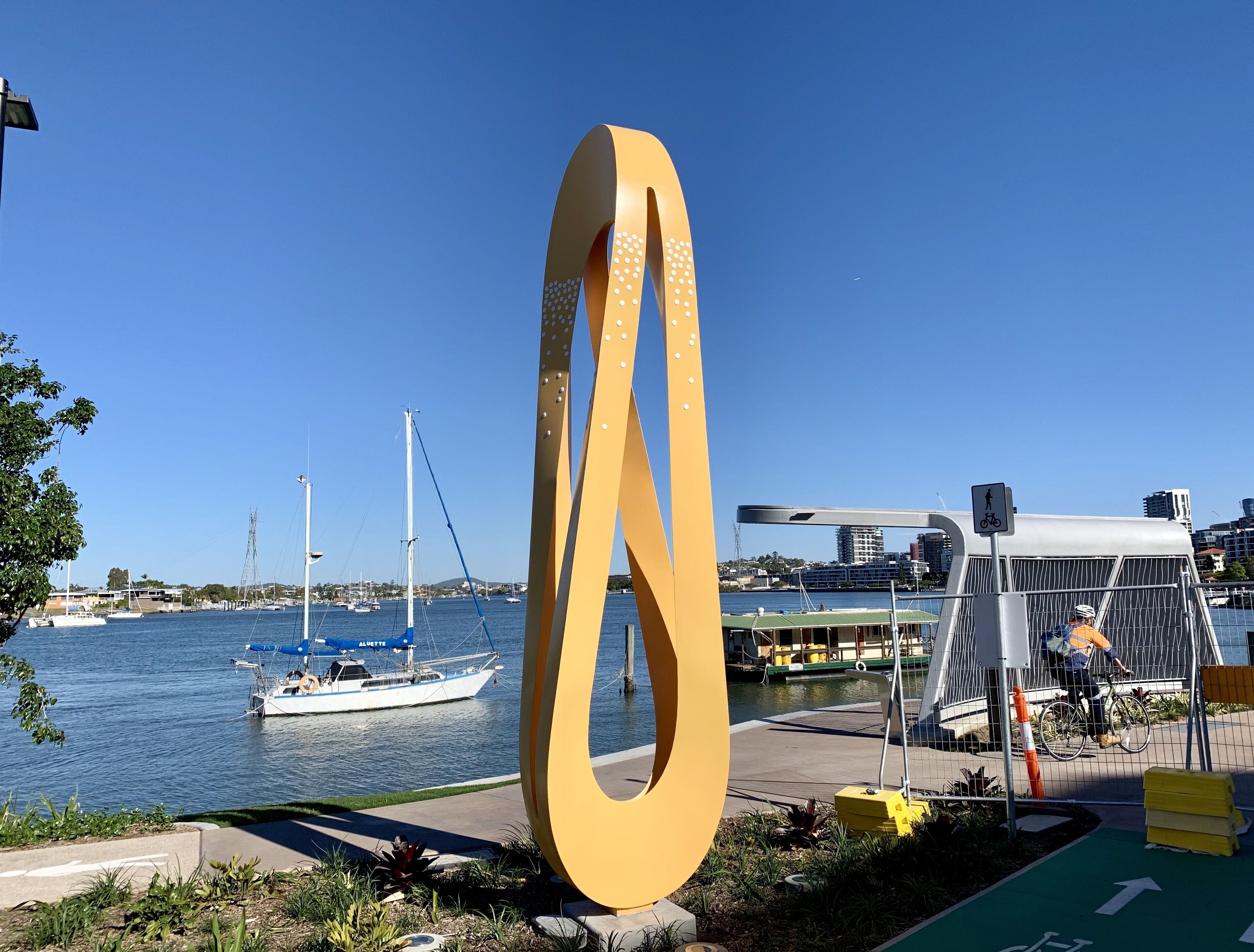 Brand New Stylish & Modern APT in South Brisbane