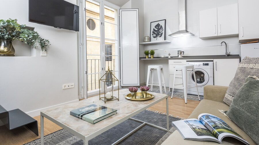 Elegant One-bedroom Apartment Trinidad Grund E