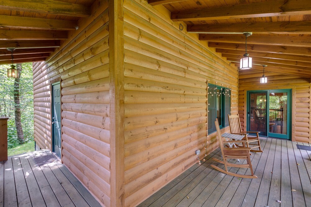 Cabin in the mountains with creek and elk located in Maggie Valley, NC.