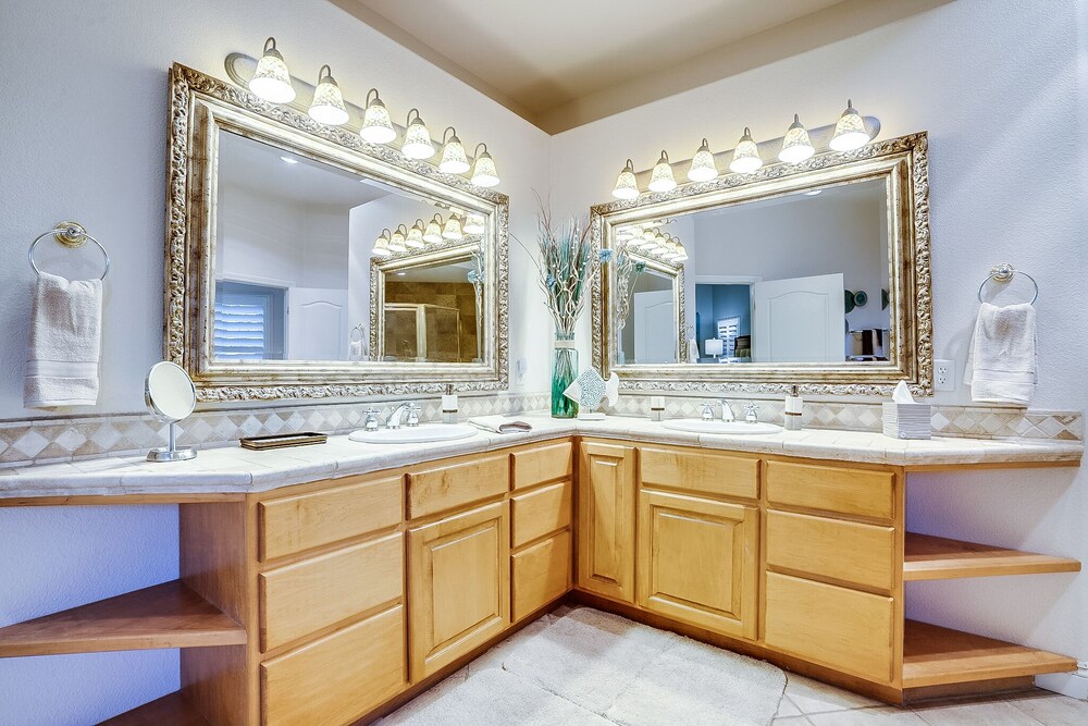 Exquisite custom villa