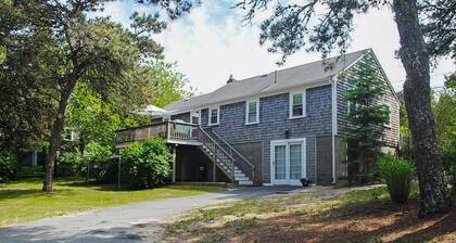 177 Cockle Cove Rd - Three Bedroom House