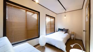 3 bedrooms, iron/ironing board, free WiFi