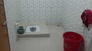 Shampoo, toilet paper