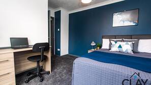 5 bedrooms