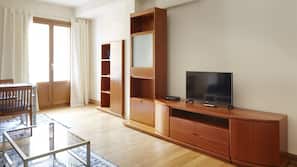 1 bedroom, iron/ironing board, Internet, linens