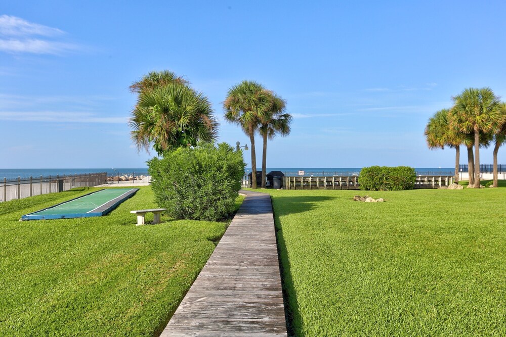 Caprice of St Pete Beach 101 2BR 2BA