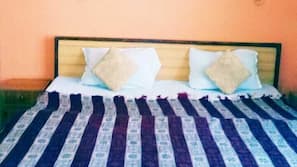 Individually furnished, free WiFi, linens