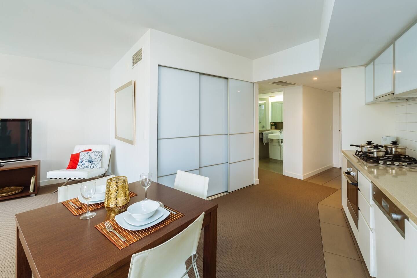 Best Location 1 Bed Apt Next to the Bcec & IGA