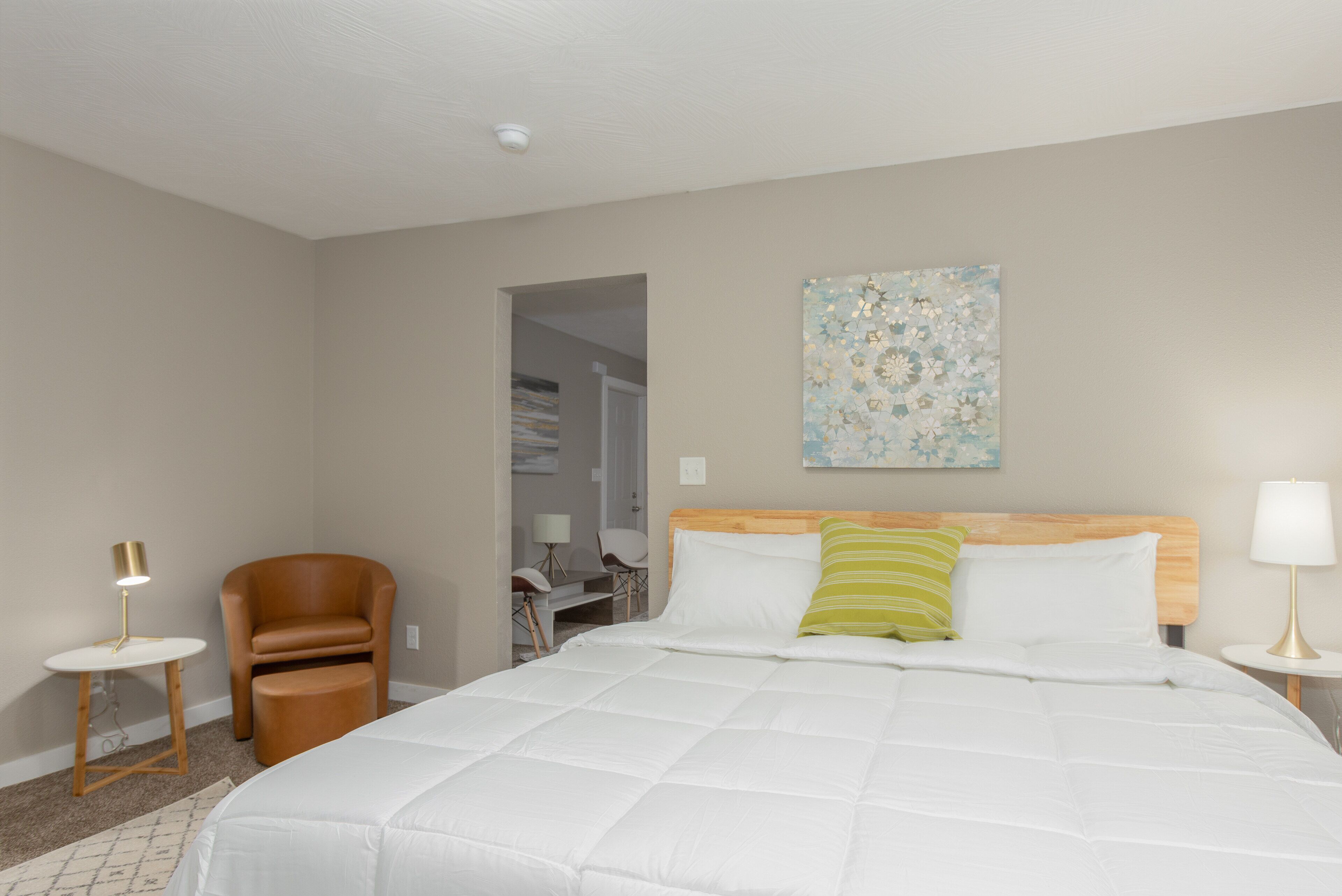 ★ Authentic 1BR/1BA + Kitchen - Downtown SGF ★ in Springfield, United States