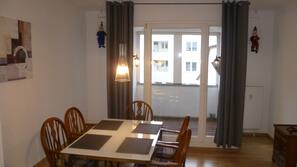 Kühlschrank, Mikrowelle, Ofen, Herd