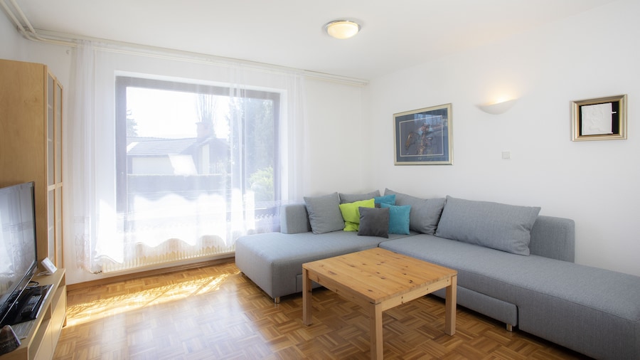 Apartment Melody