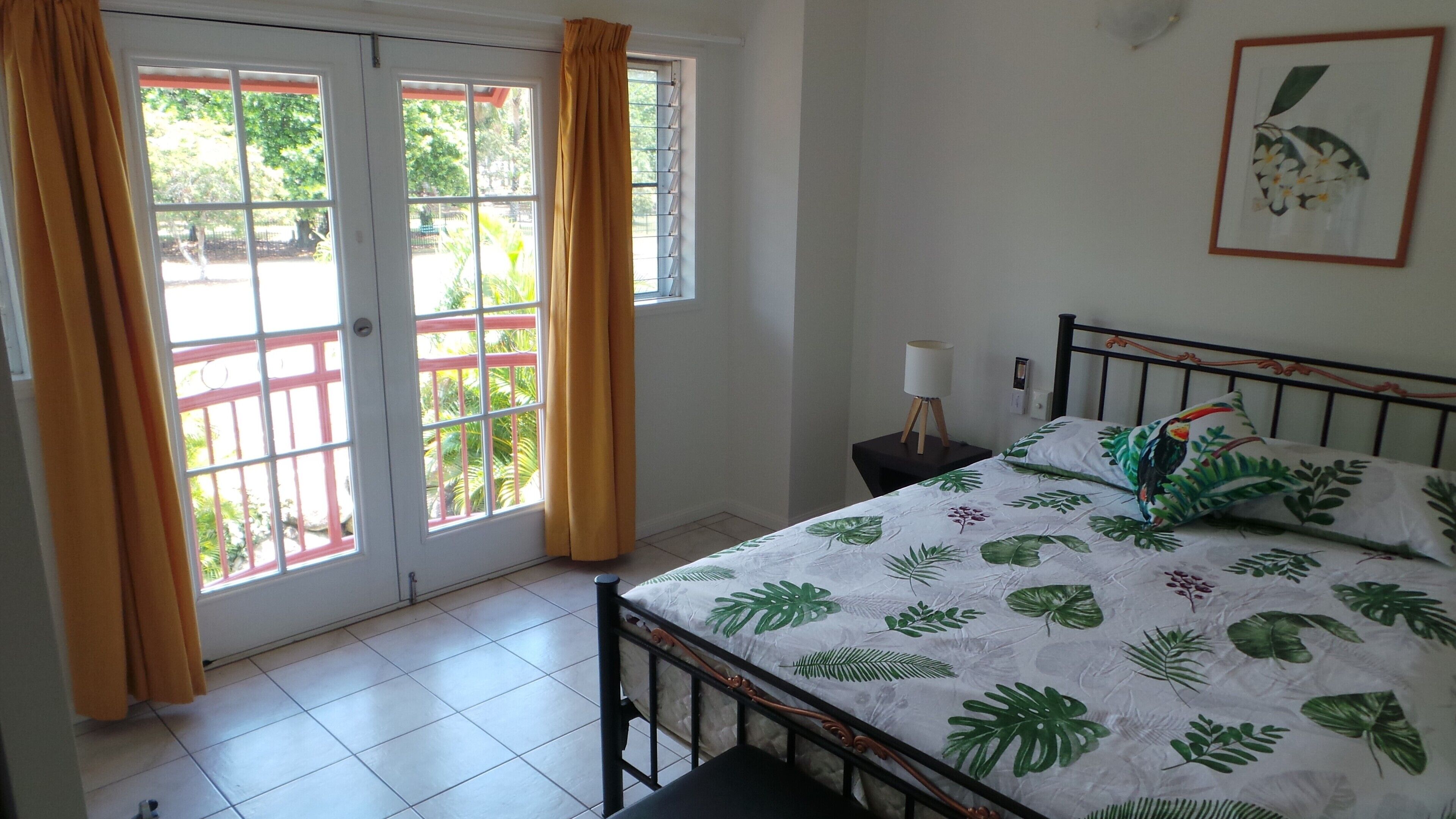 Superb Modern City Pad - Wifi & Pool