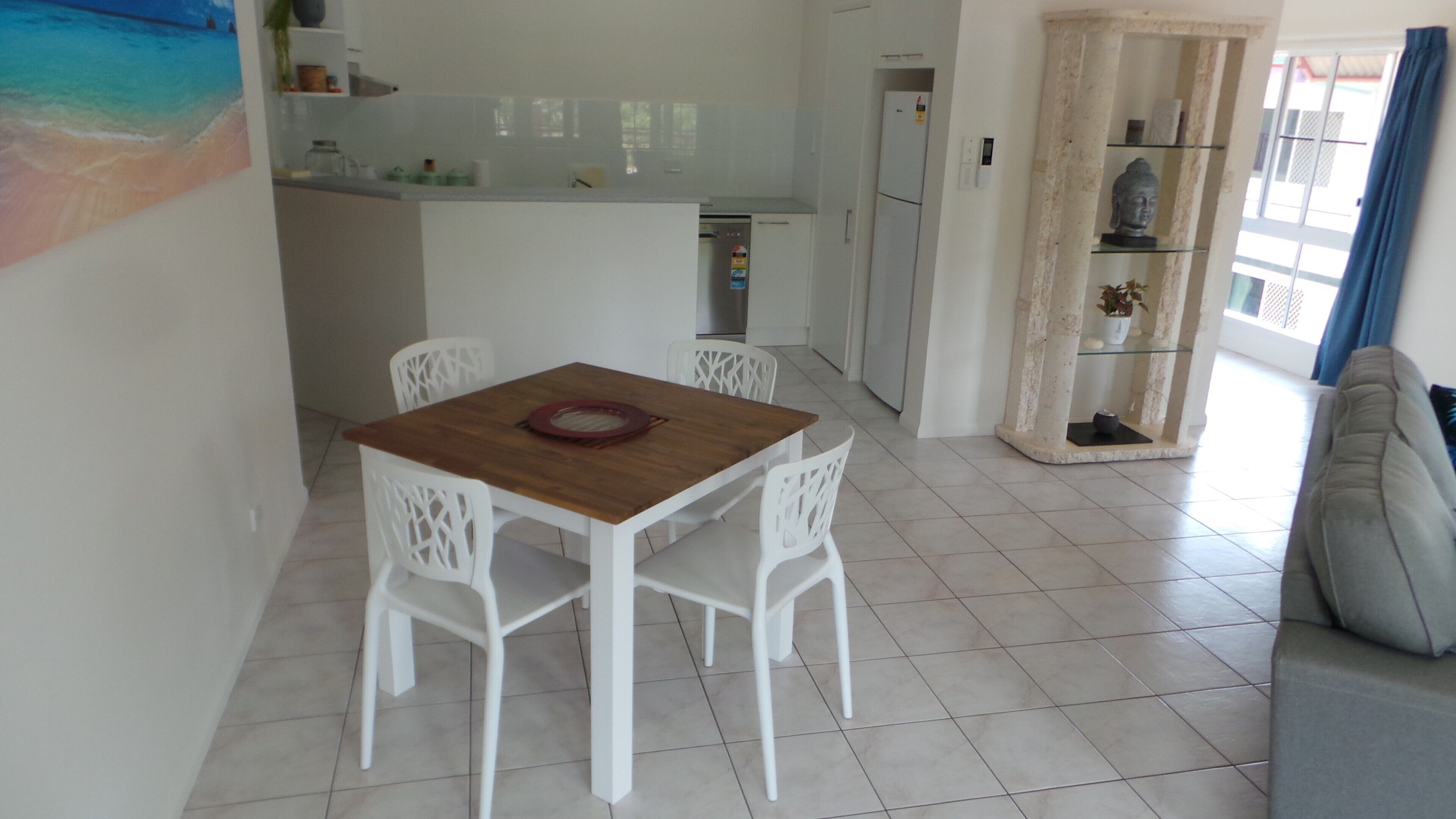 Superb Modern City Pad - Wifi & Pool