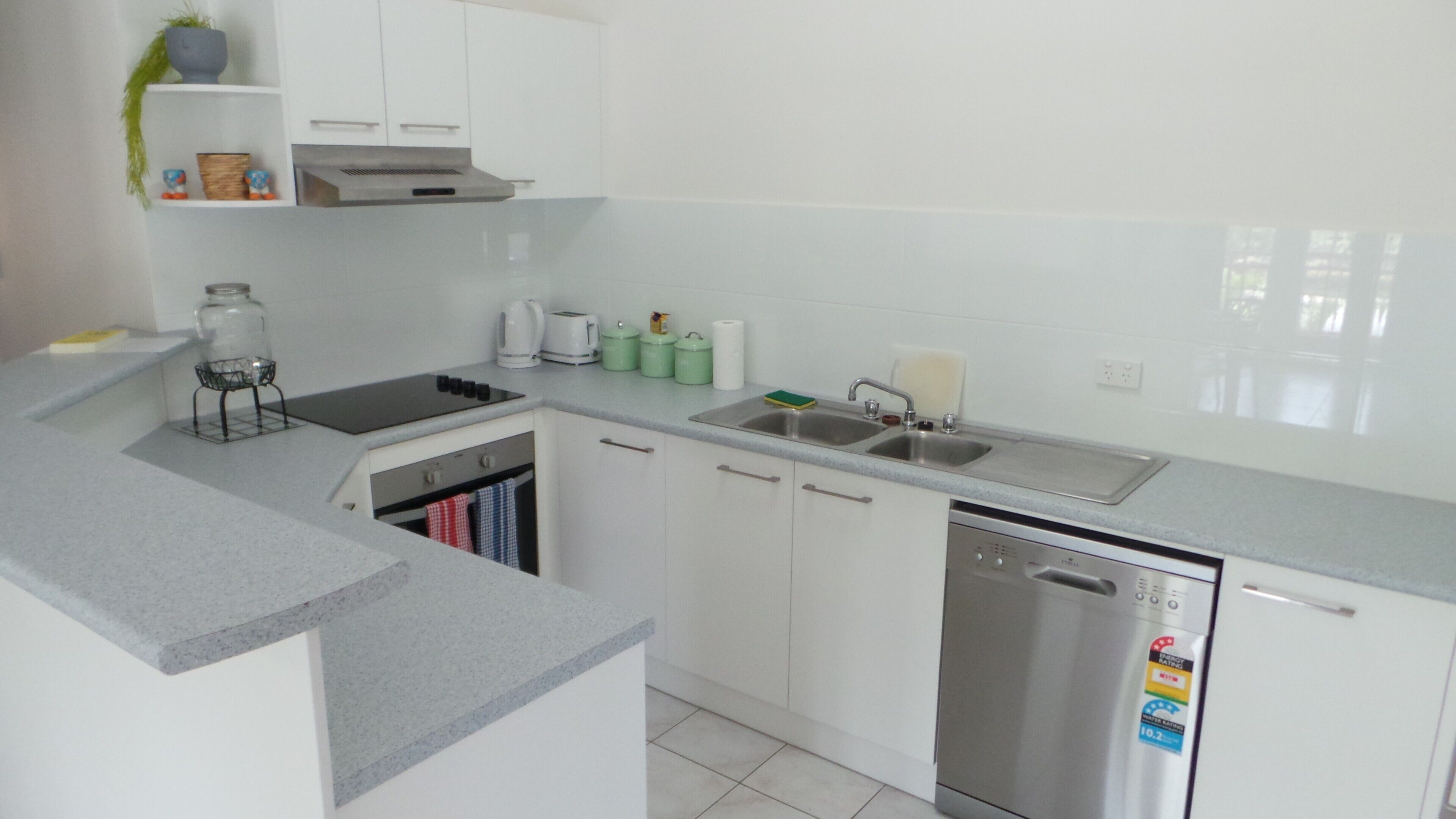 Superb Modern City Pad - Wifi & Pool