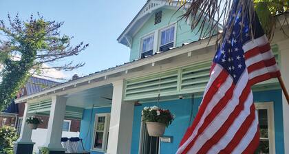 Island Guesthouse and Motel