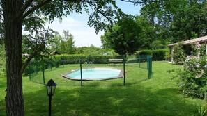 Piscine extérieure (ouverte en saison)